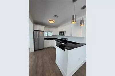 107 W Pembroke Rd #0, Hallandale Beach, FL 33009 - Photo 13