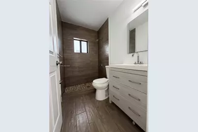 107 W Pembroke Rd #0, Hallandale Beach, FL 33009 - Photo 21