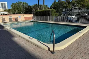 2200 E Hallandale Beach Blvd, Hallandale Beach, FL 33009 - Photo 7