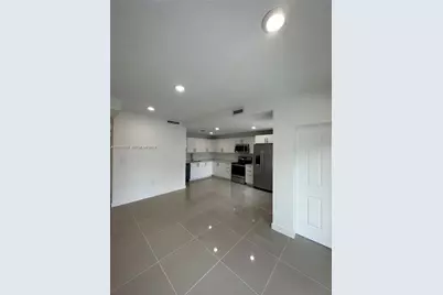 25778 SW 143rd Path #25778, Homestead, FL 33032 - Photo 5