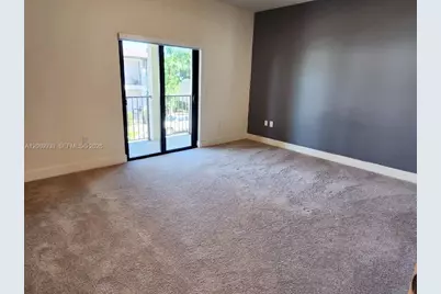 4460 NW 83rd Ave, Doral, FL 33166 - Photo 9