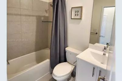 4460 NW 83rd Ave, Doral, FL 33166 - Photo 31