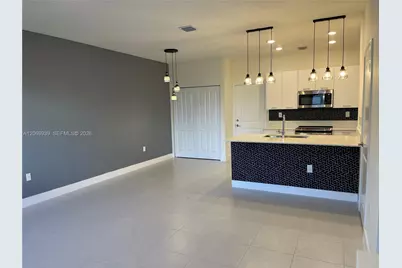 4460 NW 83rd Ave, Doral, FL 33166 - Photo 5