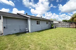 8151 SW 7th St, North Lauderdale, FL 33068 - Photo 37