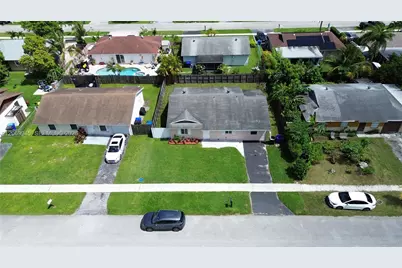 8151 SW 7th St, North Lauderdale, FL 33068 - Photo 45