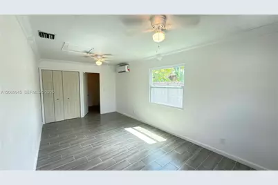 8151 SW 7th St, North Lauderdale, FL 33068 - Photo 25