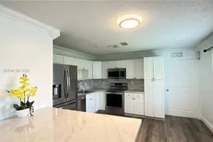 8151 SW 7th St, North Lauderdale, FL 33068 - Photo 7
