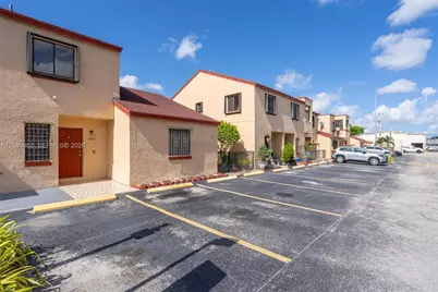 2421 W 52nd Pl #2-1, Hialeah, FL 33016 - Photo 3