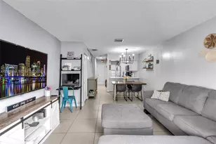 2421 W 52nd Pl, Hialeah, FL 33016 - Photo 9