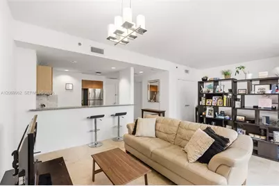 1050 Brickell Ave #2112, Miami, FL 33131 - Photo 13