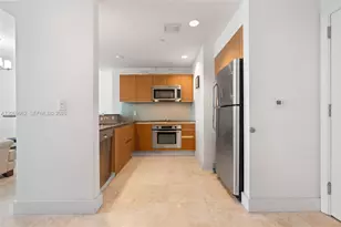 1050 Brickell Ave, Miami, FL 33131 - Photo 17
