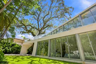 1616 Onaway Dr, Miami, FL 33133 - Photo 9