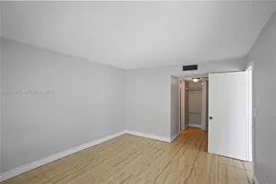 661 N University Dr, Pembroke Pines, FL 33024 - Photo 15