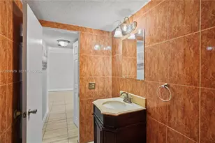 661 N University Dr, Pembroke Pines, FL 33024 - Photo 9