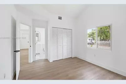 4122 NW 11th Pl, Miami, FL 33127 - Photo 17