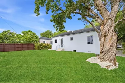 4122 NW 11th Pl, Miami, FL 33127 - Photo 27