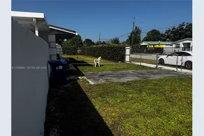 15200 Railroad Dr, Miami Gardens, FL 33054 - Photo 17