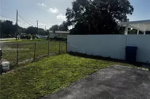 15200 Railroad Dr, Miami Gardens, FL 33054 - Photo 21