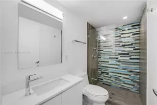 801 15th St, Miami Beach, FL 33139 - Photo 9