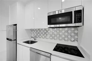 801 15th St, Miami Beach, FL 33139 - Photo 3