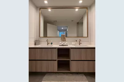 77 SE 5 St #2008, Miami, FL 33131 - Photo 21