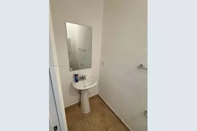 10870 NW 88 Terrace #208, Doral, FL 33178 - Photo 17