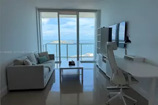 218 SE 14th St, Miami, FL 33131 - Photo 1