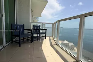 218 SE 14th St, Miami, FL 33131 - Photo 11