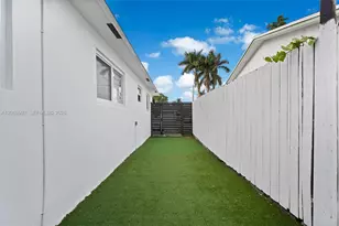 208 SE 4th Terrace, Dania Beach, FL 33004 - Photo 17