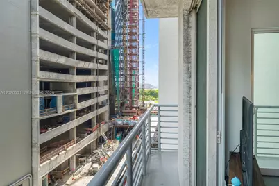 234 NE 3rd St #602, Miami, FL 33132 - Photo 9