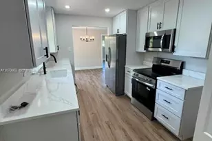5701 Myrtle Dr, Fort Pierce, FL 34982 - Photo 9