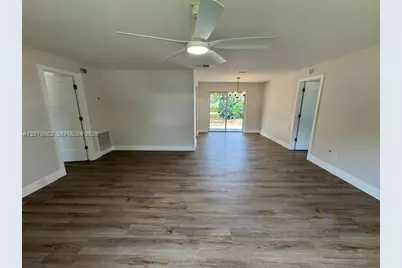 5701 Myrtle Dr, Fort Pierce, FL 34982 - Photo 5