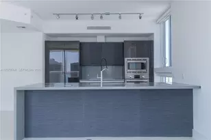 1080 Brickell Ave, Miami, FL 33131 - Photo 5