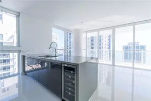 1080 Brickell Ave, Miami, FL 33131 - Photo 7
