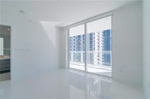 1080 Brickell Ave, Miami, FL 33131 - Photo 9