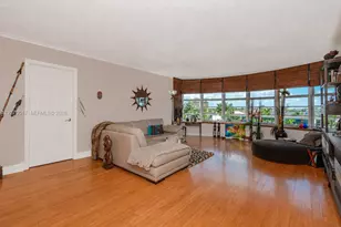 3051 NE 48th St, Fort Lauderdale, FL 33308 - Photo 11
