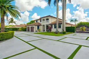 [Address not provided], Miami, FL 33187 - Photo 3