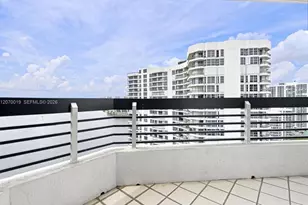 19195 NE 36th Ct, Aventura, FL 33180 - Photo 23