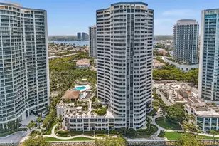 3000 Island Blvd, Aventura, FL 33160 - Photo 61