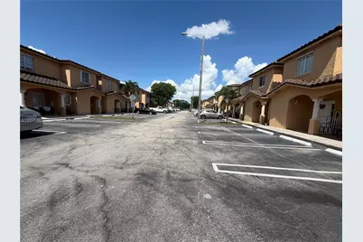 7776 W 36th Ave #6, Hialeah, FL 33018 - Photo 11