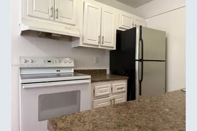 401 SW 13th Pl #723, Deerfield Beach, FL 33441 - Photo 3
