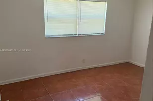 401 SW 13th Pl, Deerfield Beach, FL 33441 - Photo 7