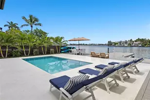 257 N Coconut Ln, Miami Beach, FL 33139 - Photo 3