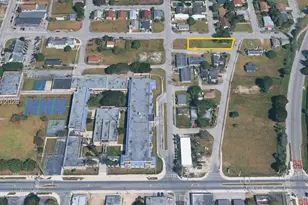 321 SW 6th St, Homestead, FL 33030 - Photo 1