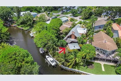 1338 SW Evergreen Ln, Palm City, FL 34990 - Photo 1