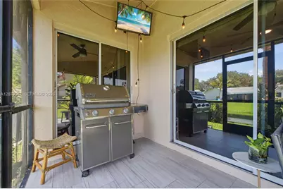 10852 Cypress Glen Dr, Coral Springs, FL 33071 - Photo 35