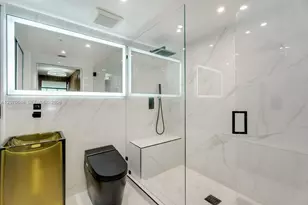 335 S Biscayne Blvd, Miami, FL 33131 - Photo 23
