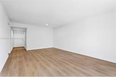 15205 NE 6th Ave #D305, Miami, FL 33162 - Photo 3