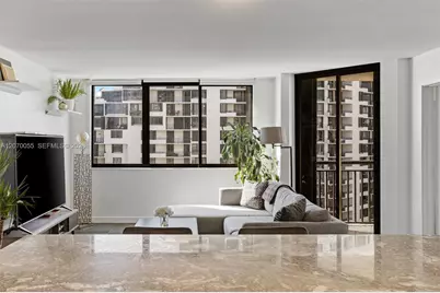 540 Brickell Key Dr #1519, Miami, FL 33131 - Photo 9