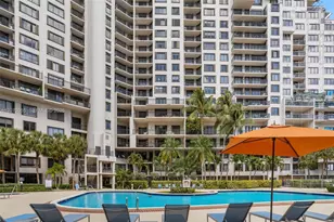540 Brickell Key Dr, Miami, FL 33131 - Photo 31
